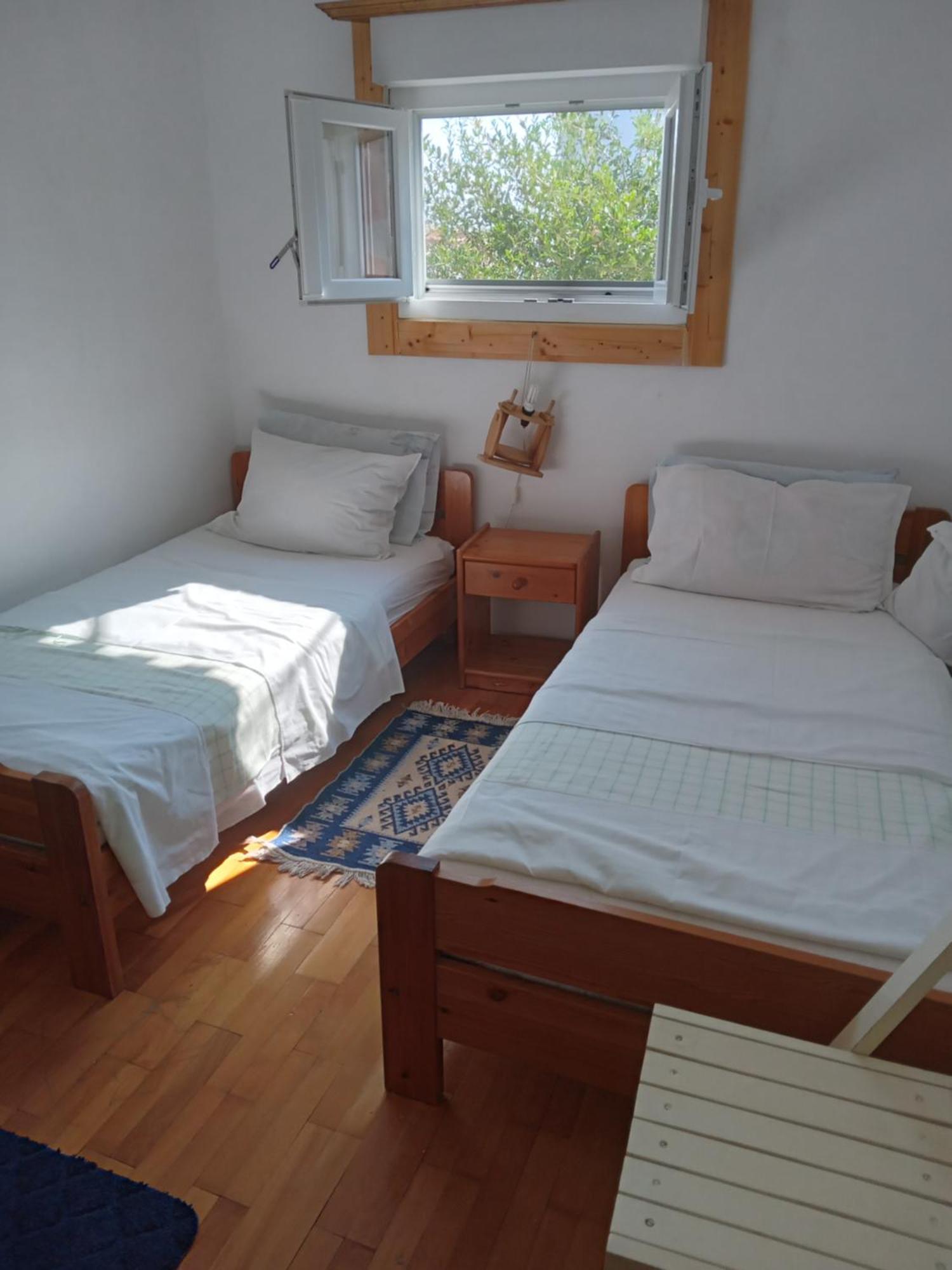 Apartment Ma'Re Supetar Extérieur photo